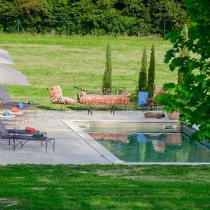 ** Couette-café Bastide De Bellegarde France
